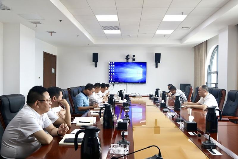 公司黨委召開(kāi)班子成員集體廉潔談話(huà)專(zhuān)題會(huì)