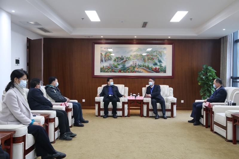 2022年12月，時(shí)任湖南省人民政府副省長、黨組成員，省國資委黨委書記陳飛到公司調(diào)研指導(dǎo)工作