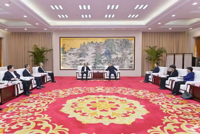 莫鼎革拜會(huì)安徽省委副書記、省長(zhǎng)王清憲